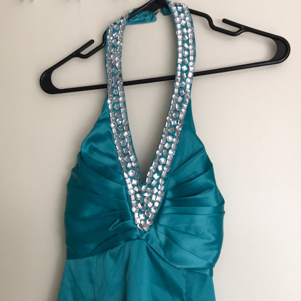 Dress - Picture 2 of 6